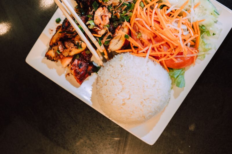 Grilled chicken bowl with rice and salsa